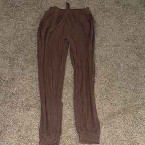 ALO brown ribbed jogger sweatpants with drawstring